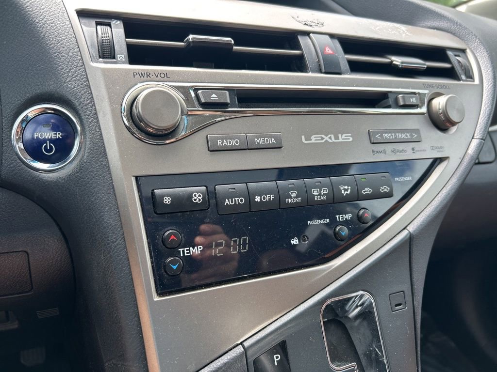 Used 2015 Lexus RX 450h AWD image 29