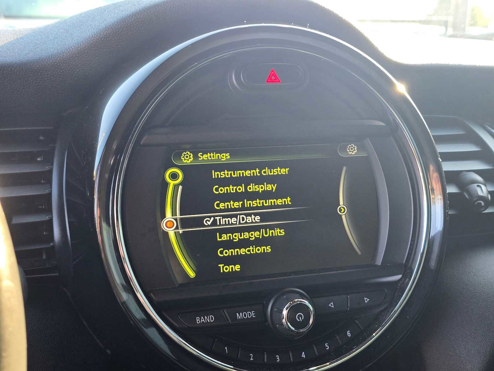 Used 2018 MINI Cooper S image 28