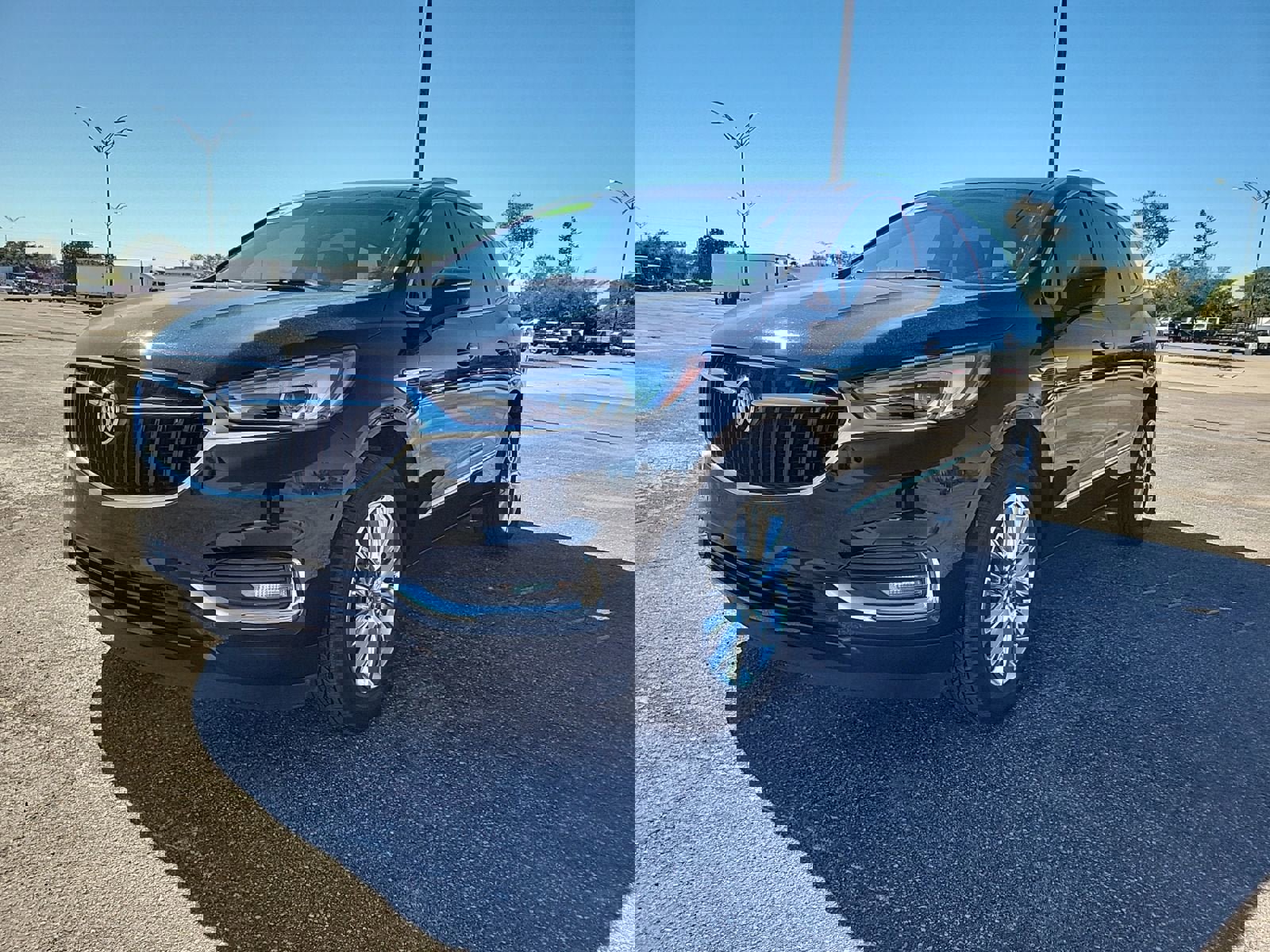 Used 2021 Buick Enclave Premium w/ Sun and Sites Package image 3