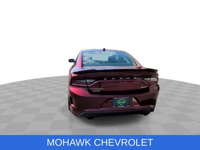 Used 2018 Dodge Charger SRT w/ Harman/Kardon Audio Group RWD image 7