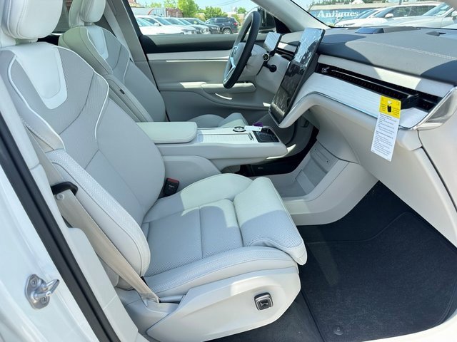 New 2025 Volvo EX90 Plus image 10