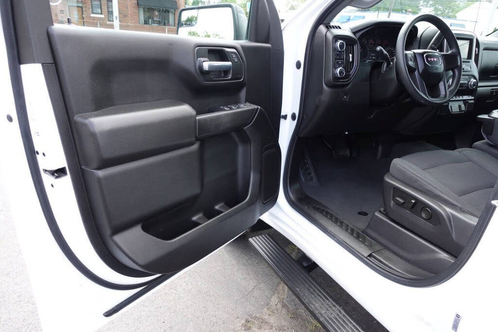 Used 2023 GMC Sierra 1500 Pro w/ Graphite Edition AWD/4WD image 15