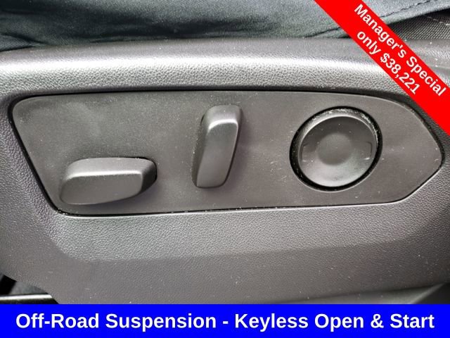 Used 2023 Chevrolet Silverado 1500 RST image 16