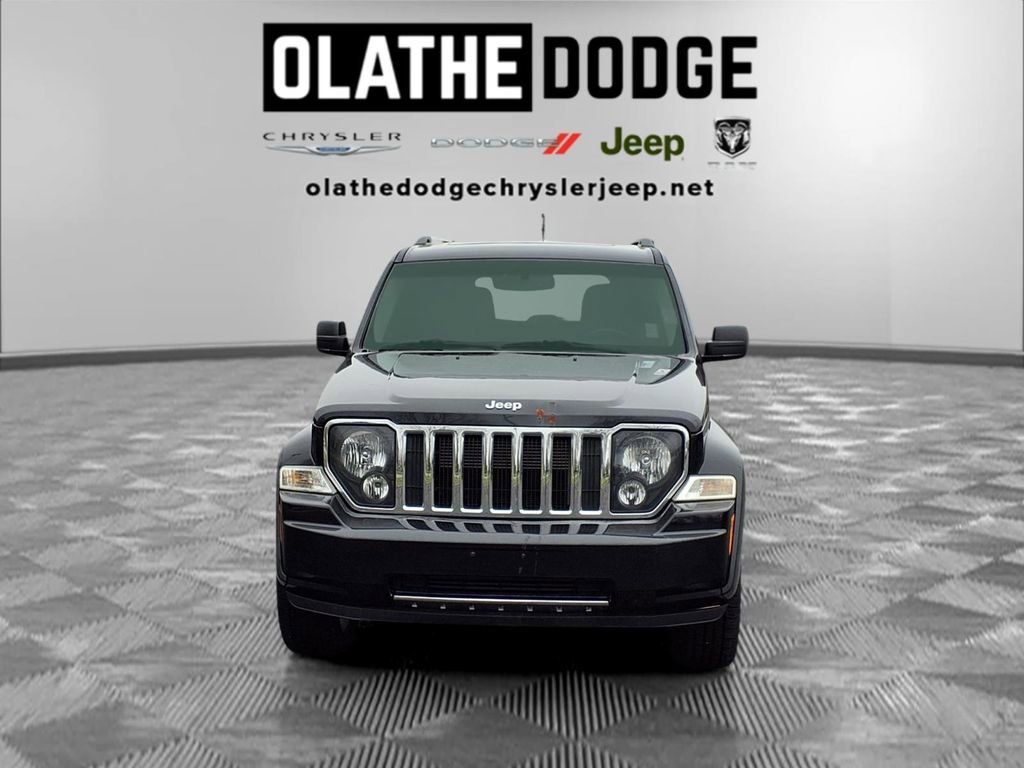Used 2012 Jeep Liberty Limited Jet w/ Chrome Accents Group image 29