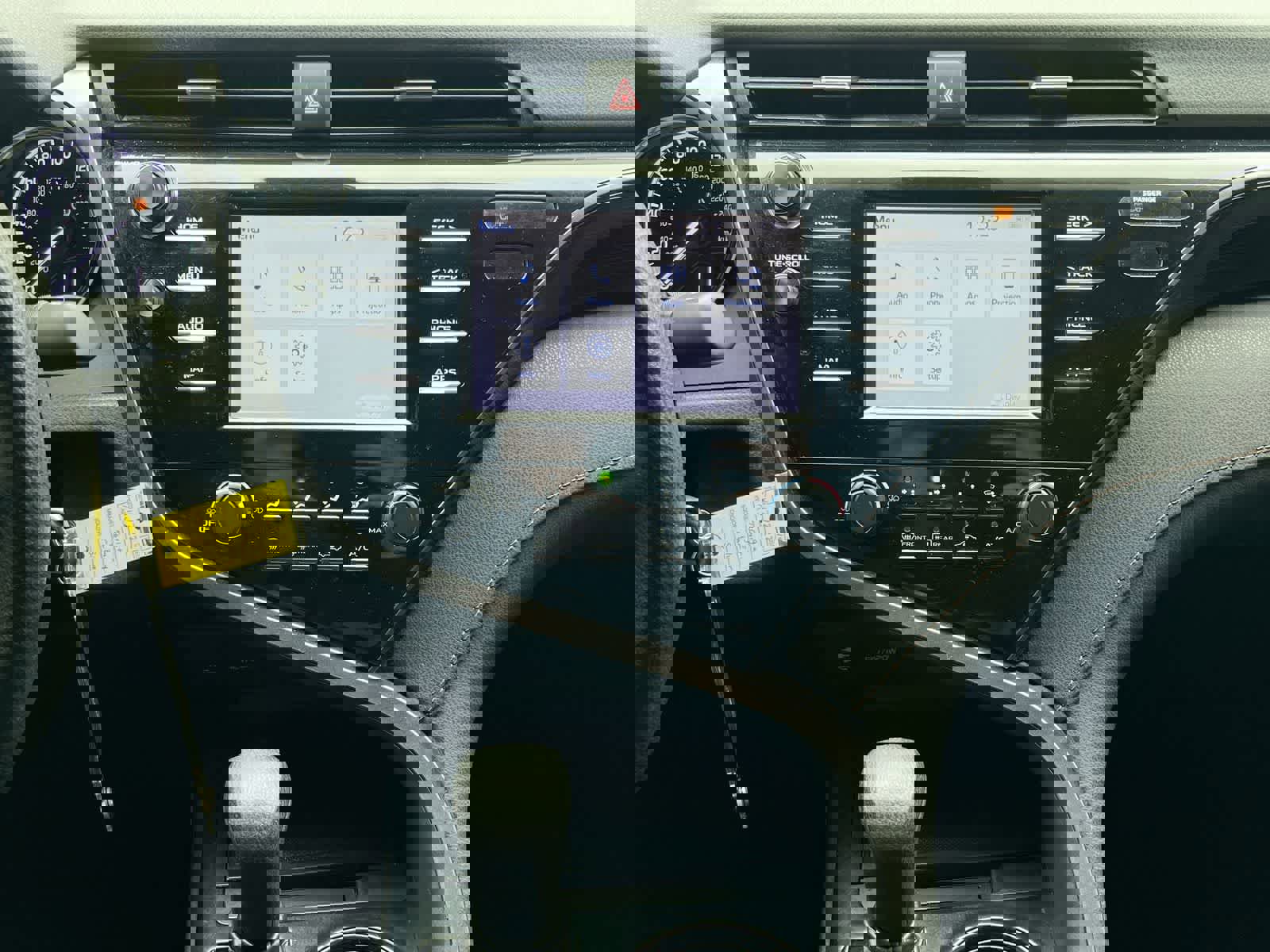 Used 2019 Toyota Camry LE image 27