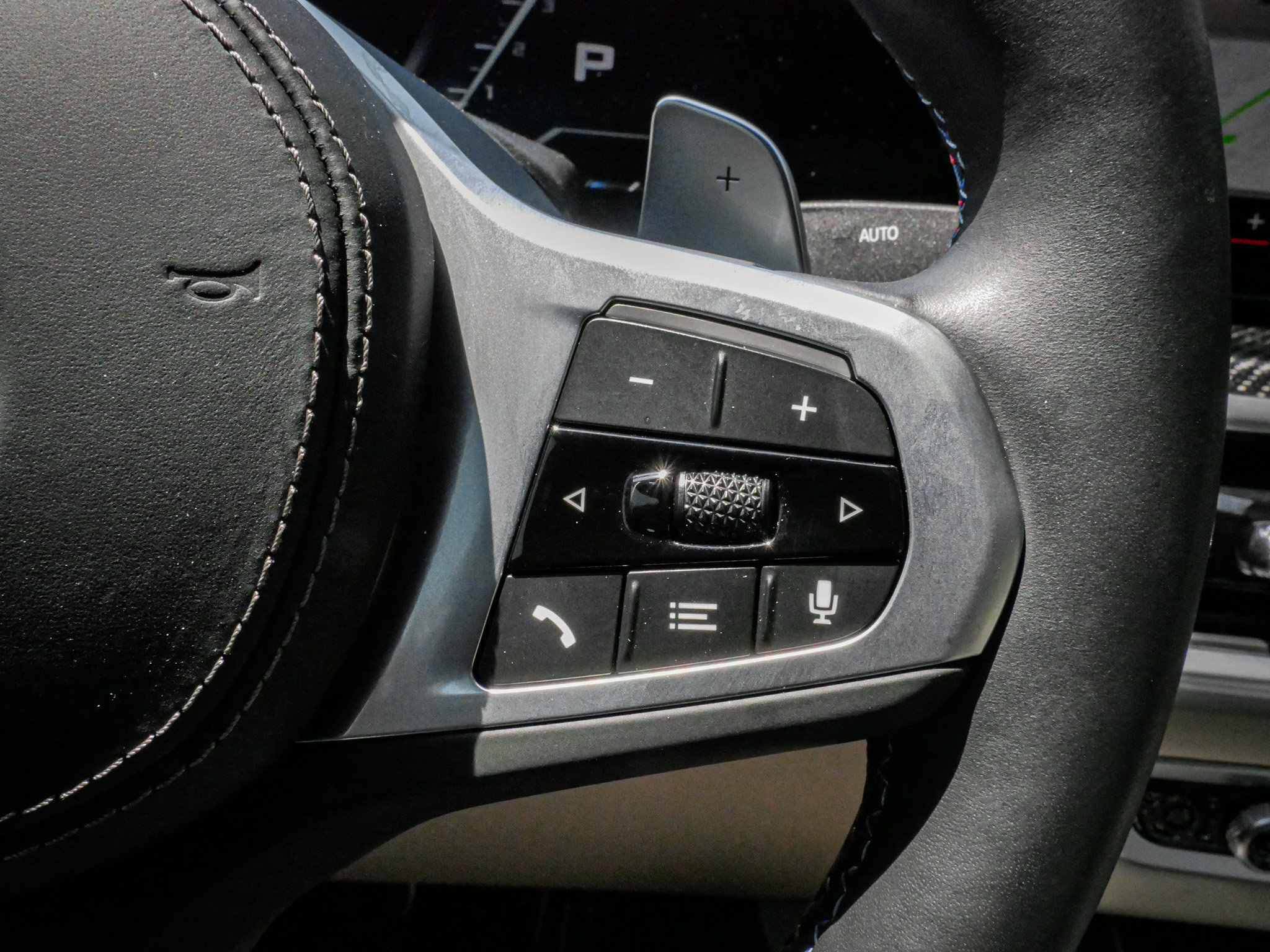 Used 2024 BMW X6 M60i AWD/4WD image 20