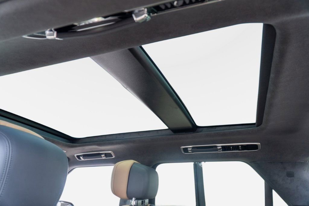 New 2025 Land Rover Range Rover Sport Autobiography AWD/4WD image 26