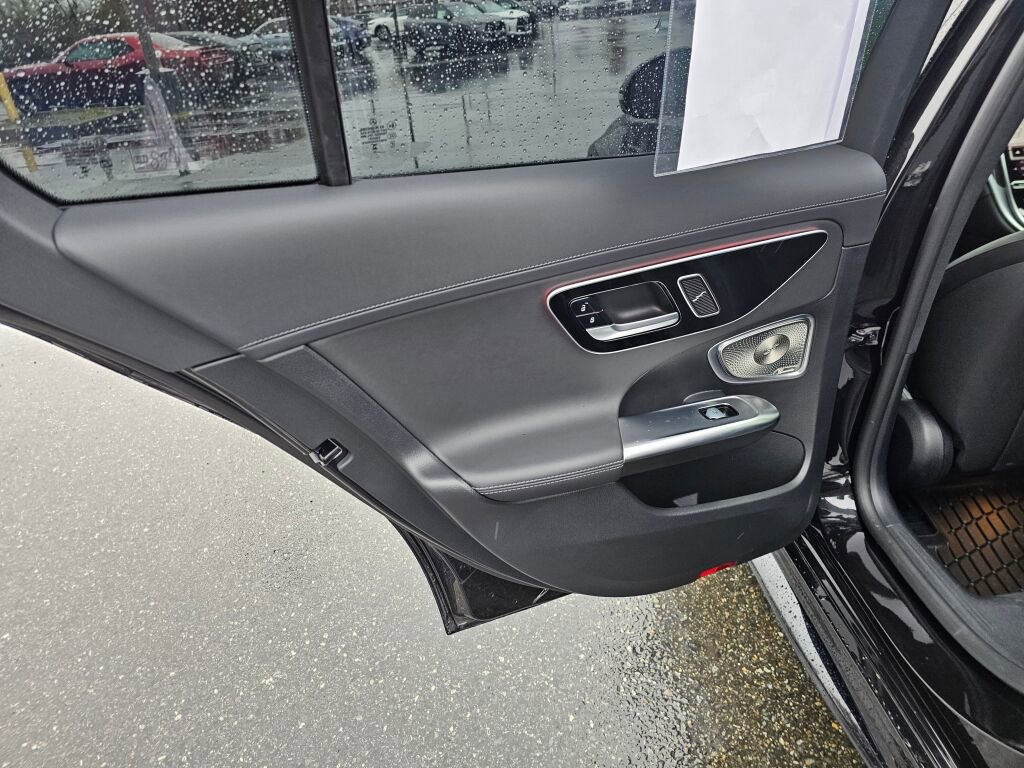 Used 2024 Mercedes-Benz C 63 AMG S image 19