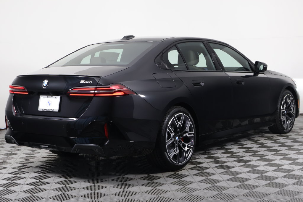 New 2027 BMW 530i w/ M Sport Package RWD image 2