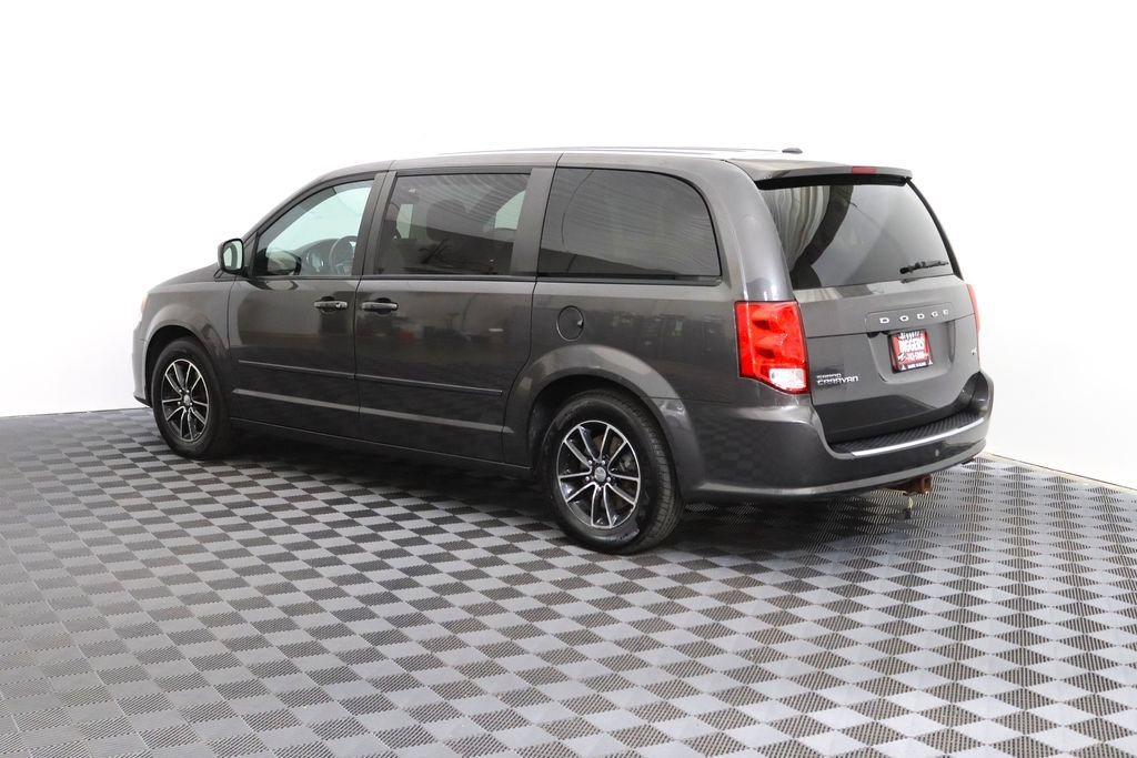 Used 2016 Dodge Grand Caravan R/T w/ Driver Convenience Group FWD image 6