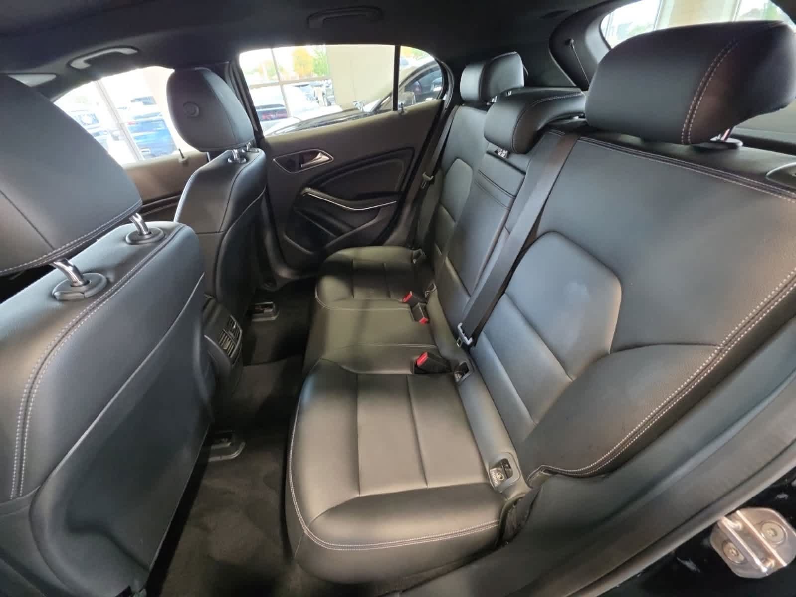Used 2019 Mercedes-Benz GLA 250 4MATIC image 34