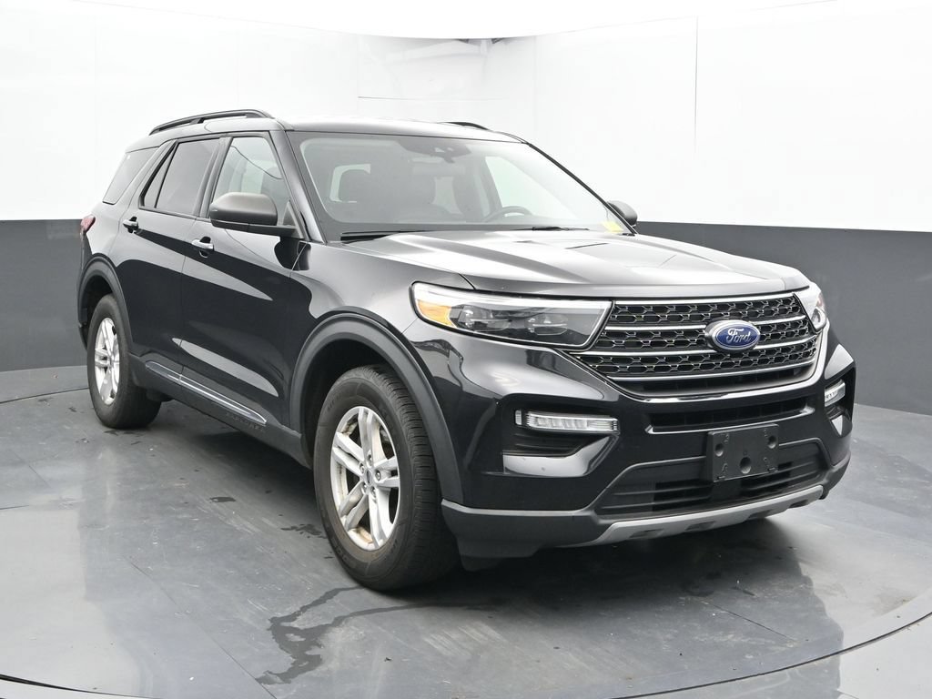 Used 2020 Ford Explorer XLT w/ Equipment Group 202A AWD/4WD image 6