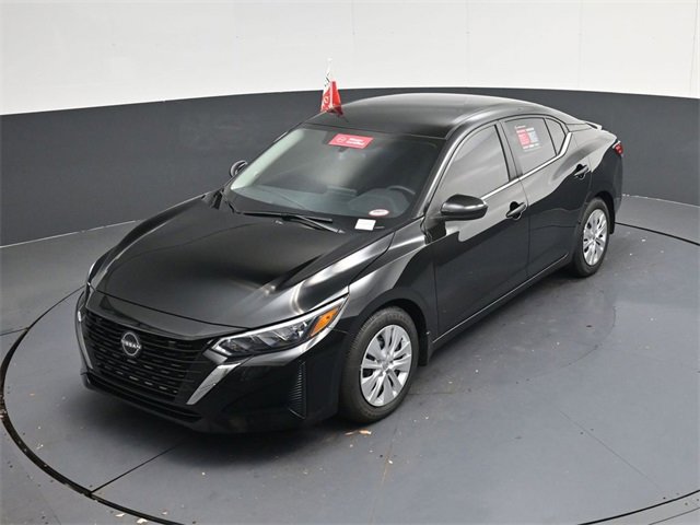 Used 2025 Nissan Sentra S image 45