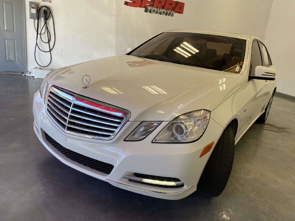 Used 2012 Mercedes-Benz E 350 4MATIC Sedan image 8