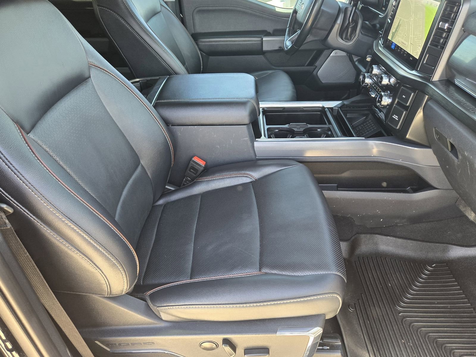 Certified 2024 Ford F350 Lariat w/ Sport Appearance Package image 15