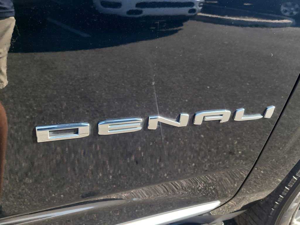 Used 2021 GMC Yukon Denali image 6