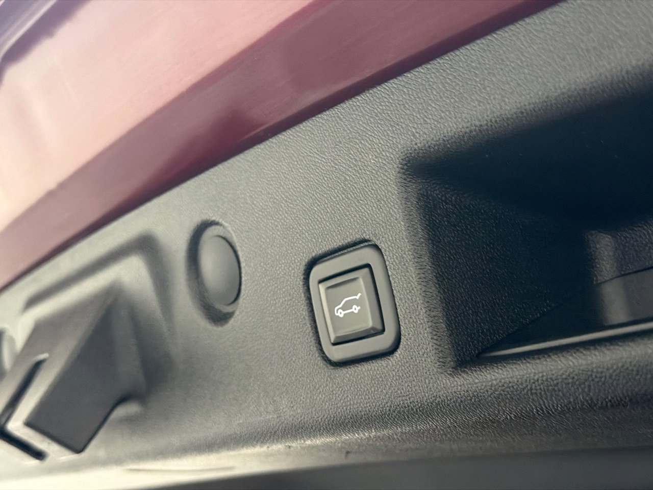 Used 2020 Chevrolet Equinox LT image 9