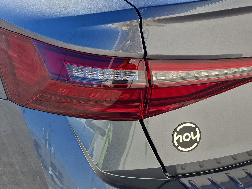 New 2026 Volkswagen Jetta SE image 9