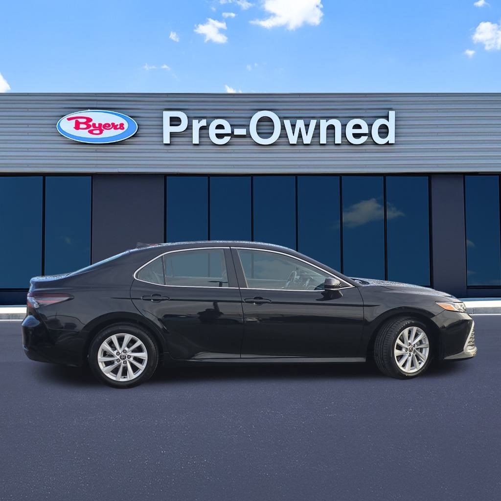 Used 2024 Toyota Camry LE image 8