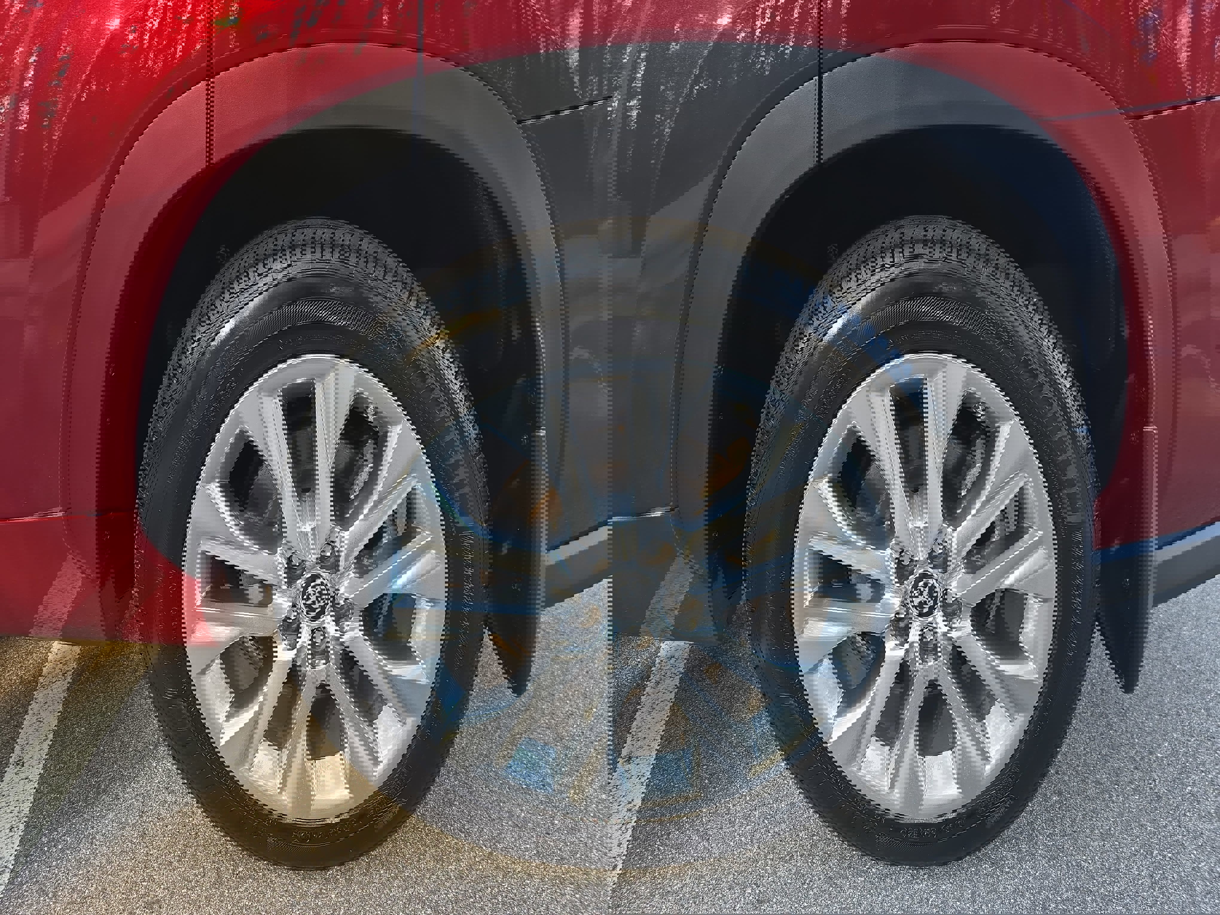 Used 2023 Toyota Highlander Limited image 35