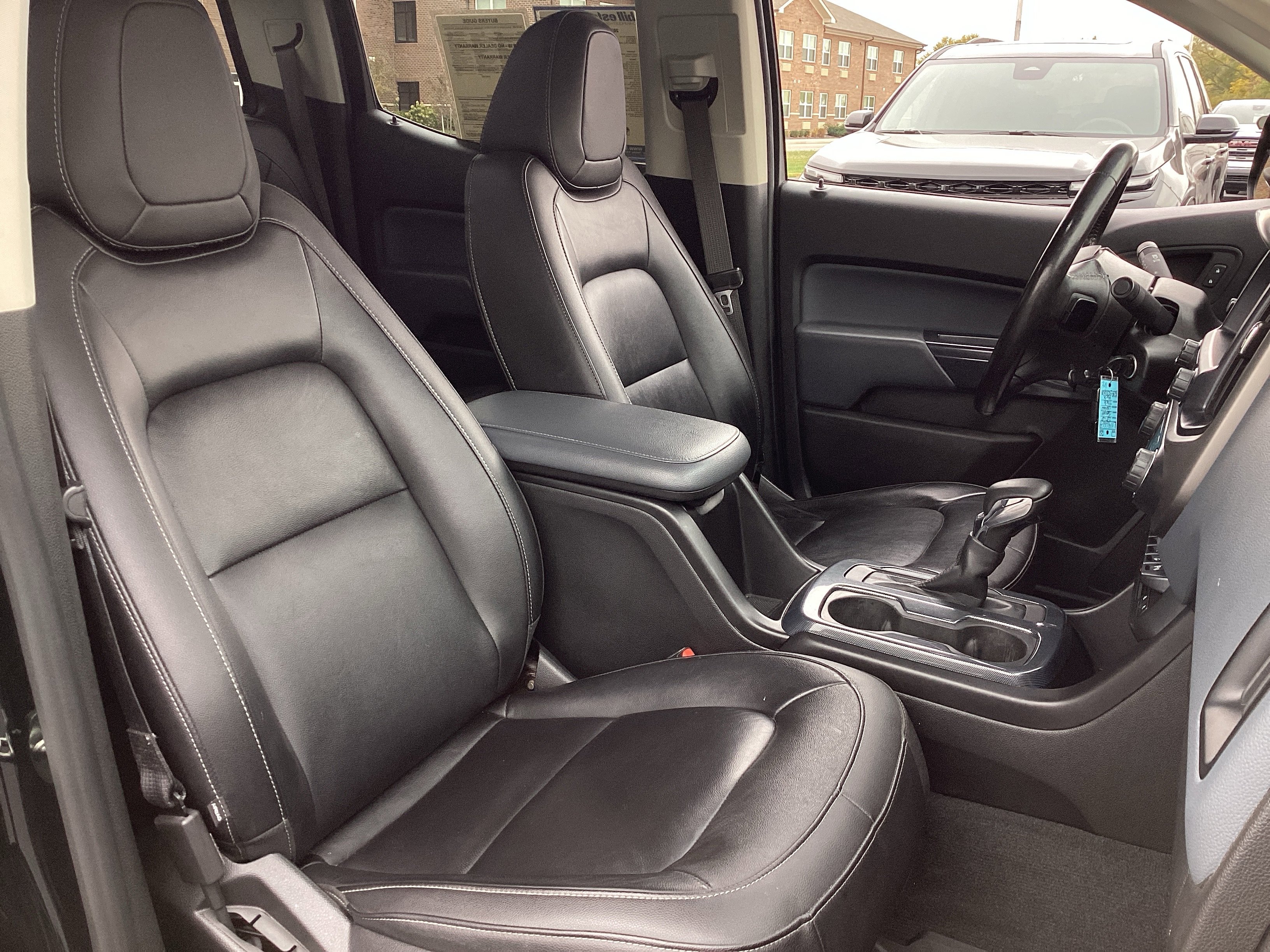 Used 2020 Chevrolet Colorado Z71 w/ Z71 Midnight Edition image 30