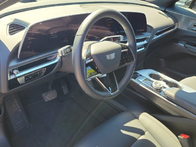 Certified 2024 Cadillac Lyriq Tech w/ Driver Assist Package AWD/4WD image 21