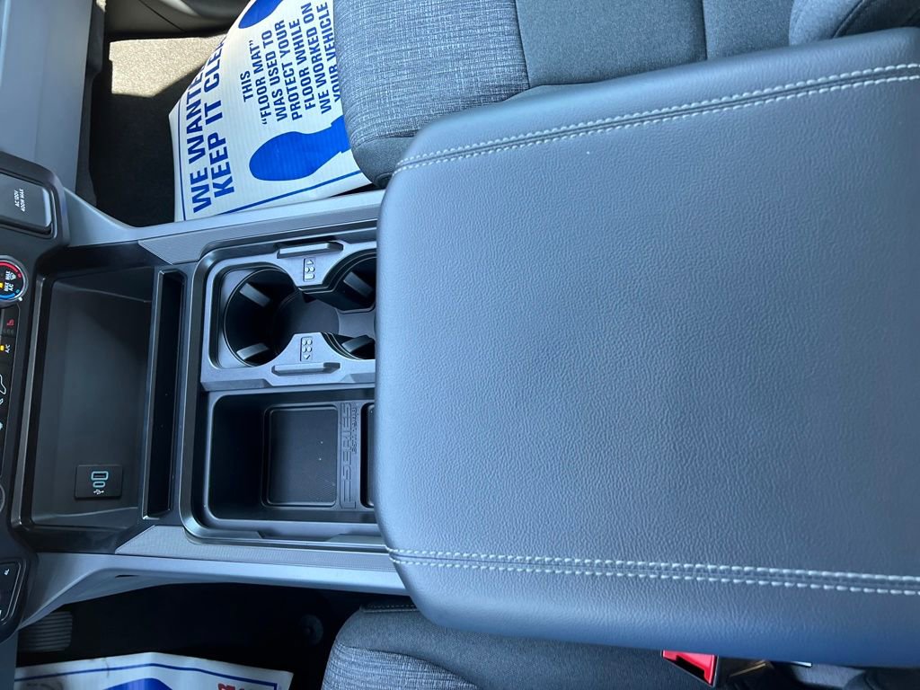 New 2026 Ford F250 XLT w/ XLT Premium Package image 34