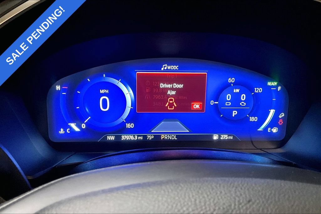 Used 2020 Ford Escape Titanium FWD image 22