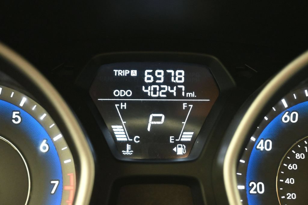 Used 2012 Hyundai Elantra GLS w/ Preferred Pkg 3 FWD image 16