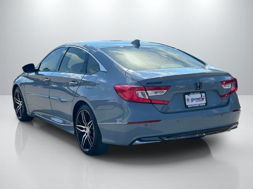 Used 2022 Honda Accord Touring image 7