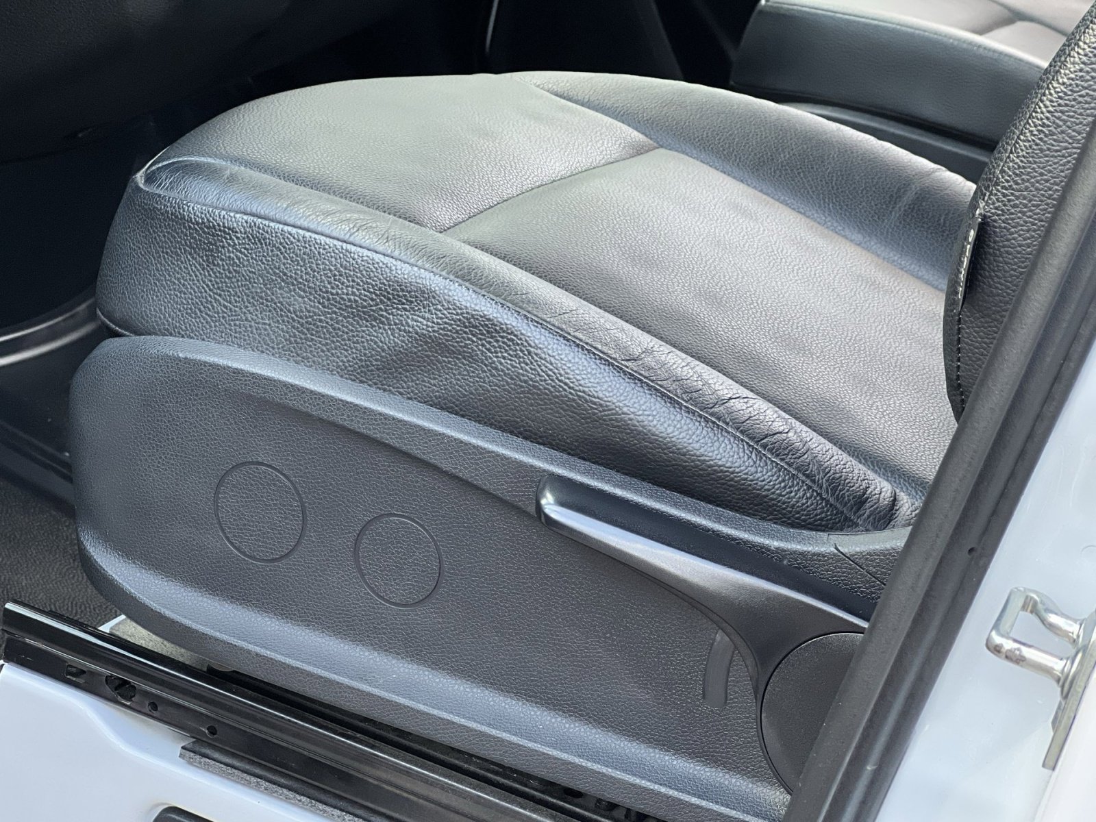 Used 2025 Mercedes-Benz Sprinter 2500 image 12