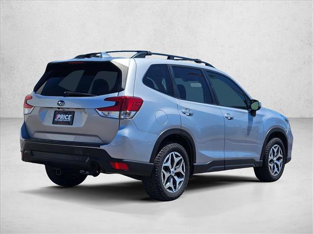 Used 2020 Subaru Forester Premium AWD/4WD image 5