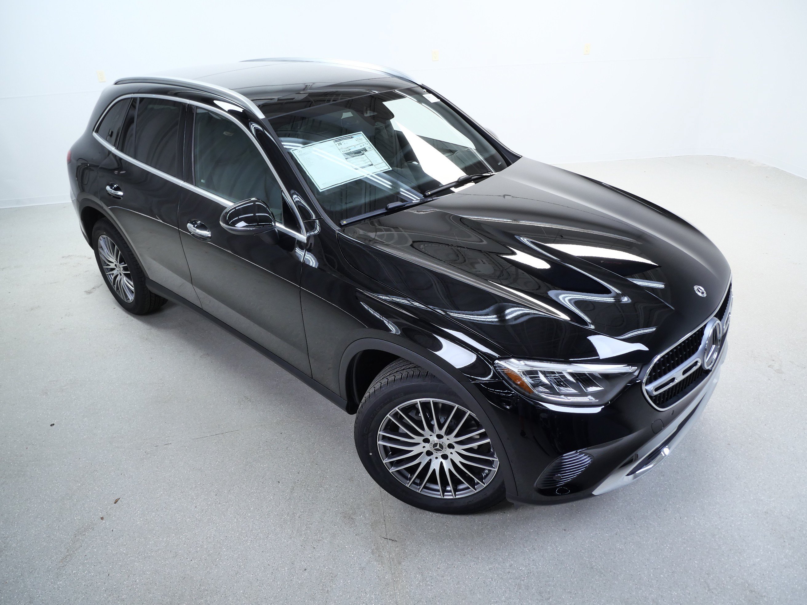 New 2026 Mercedes-Benz GLC 300 4MATIC image 4