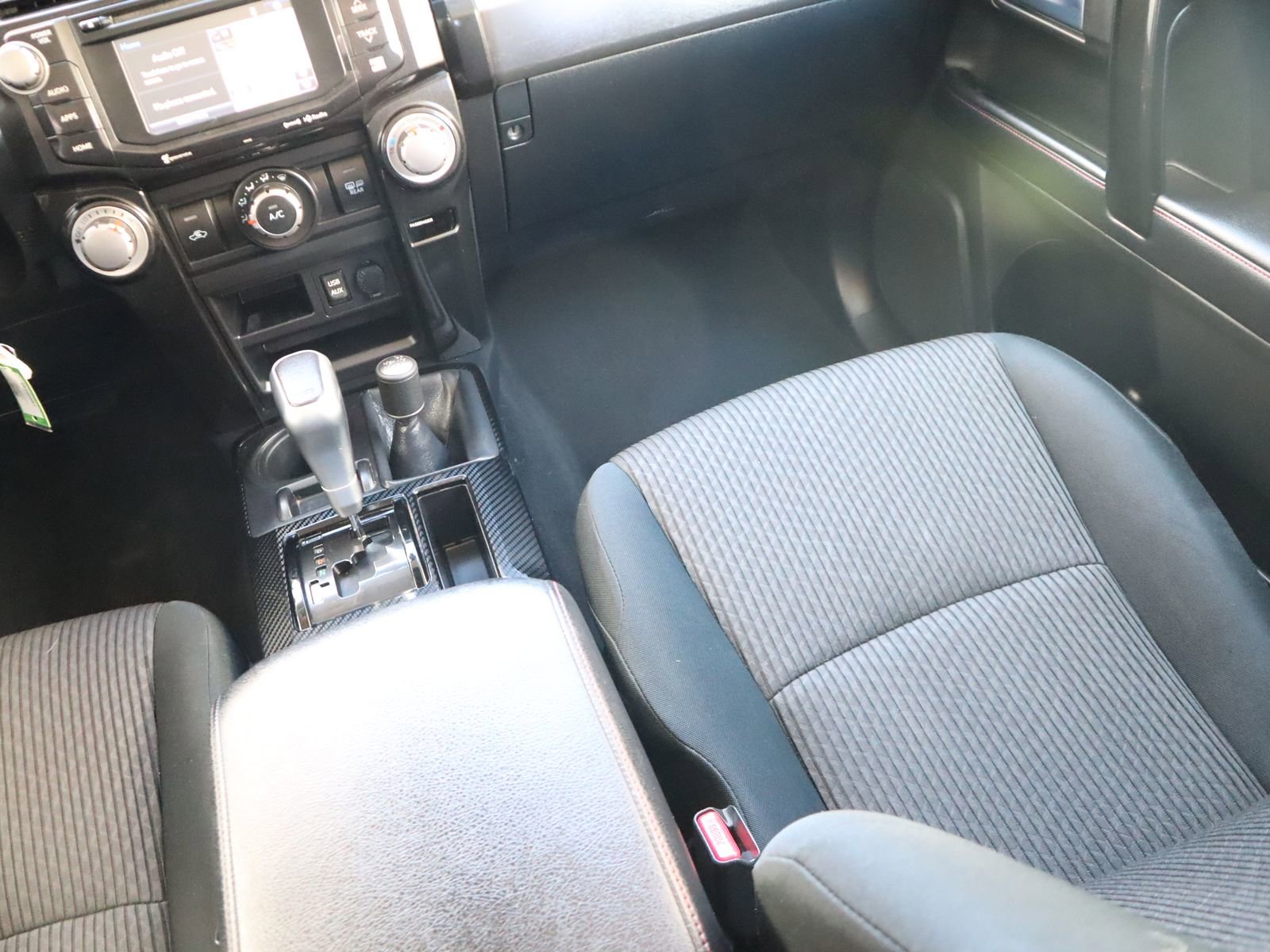 Used 2017 Toyota 4Runner TRD Off-Road w/ Convenience Package image 29