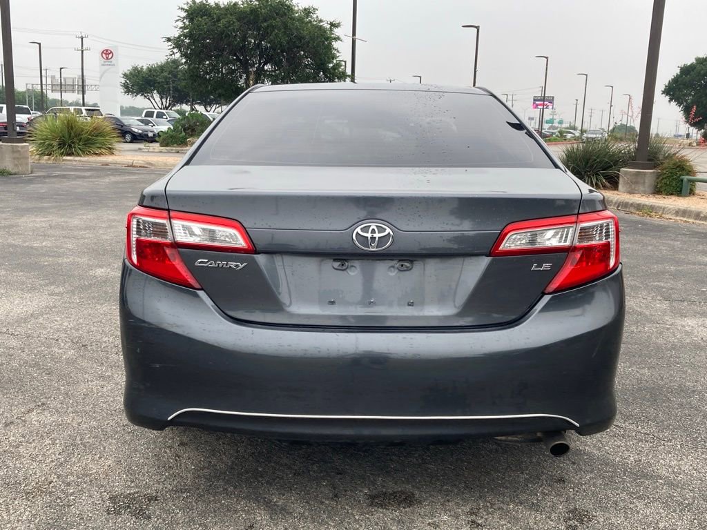Used 2012 Toyota Camry LE FWD image 6