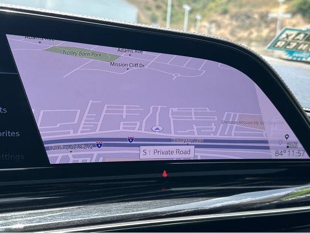Certified 2022 Cadillac Escalade ESV Sport AWD/4WD image 22