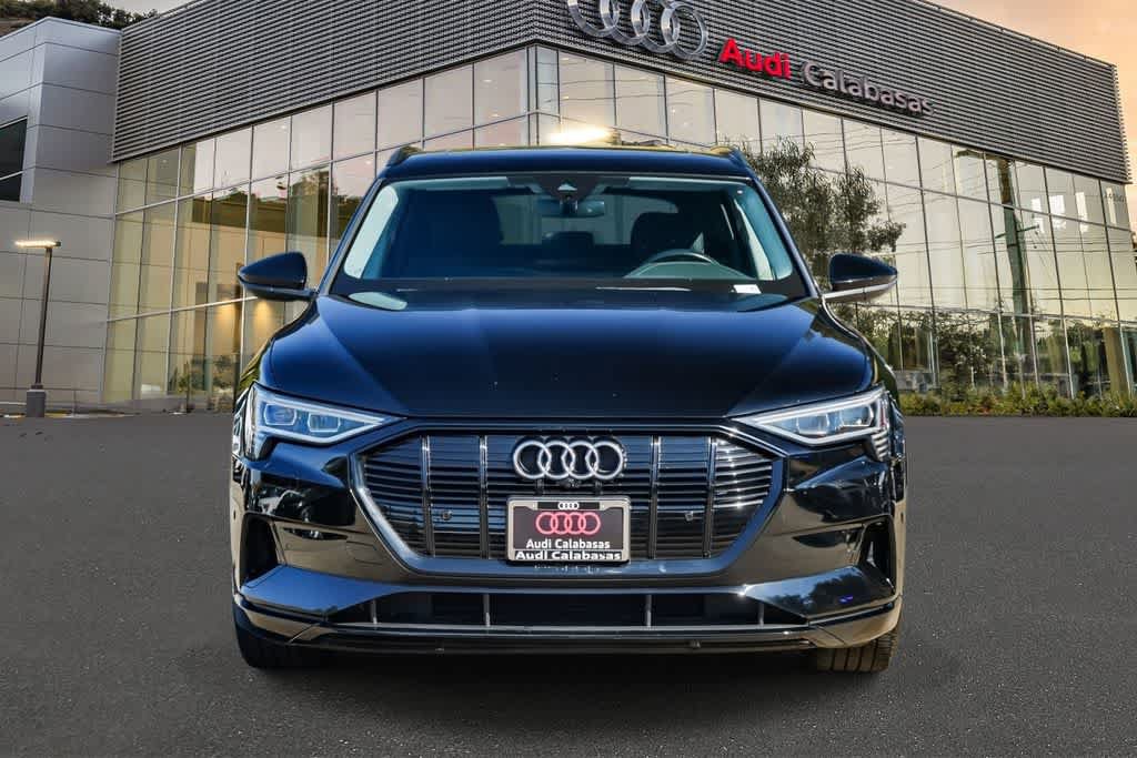 Used 2022 Audi e-tron Premium w/ Convenience Plus Package AWD/4WD image 2