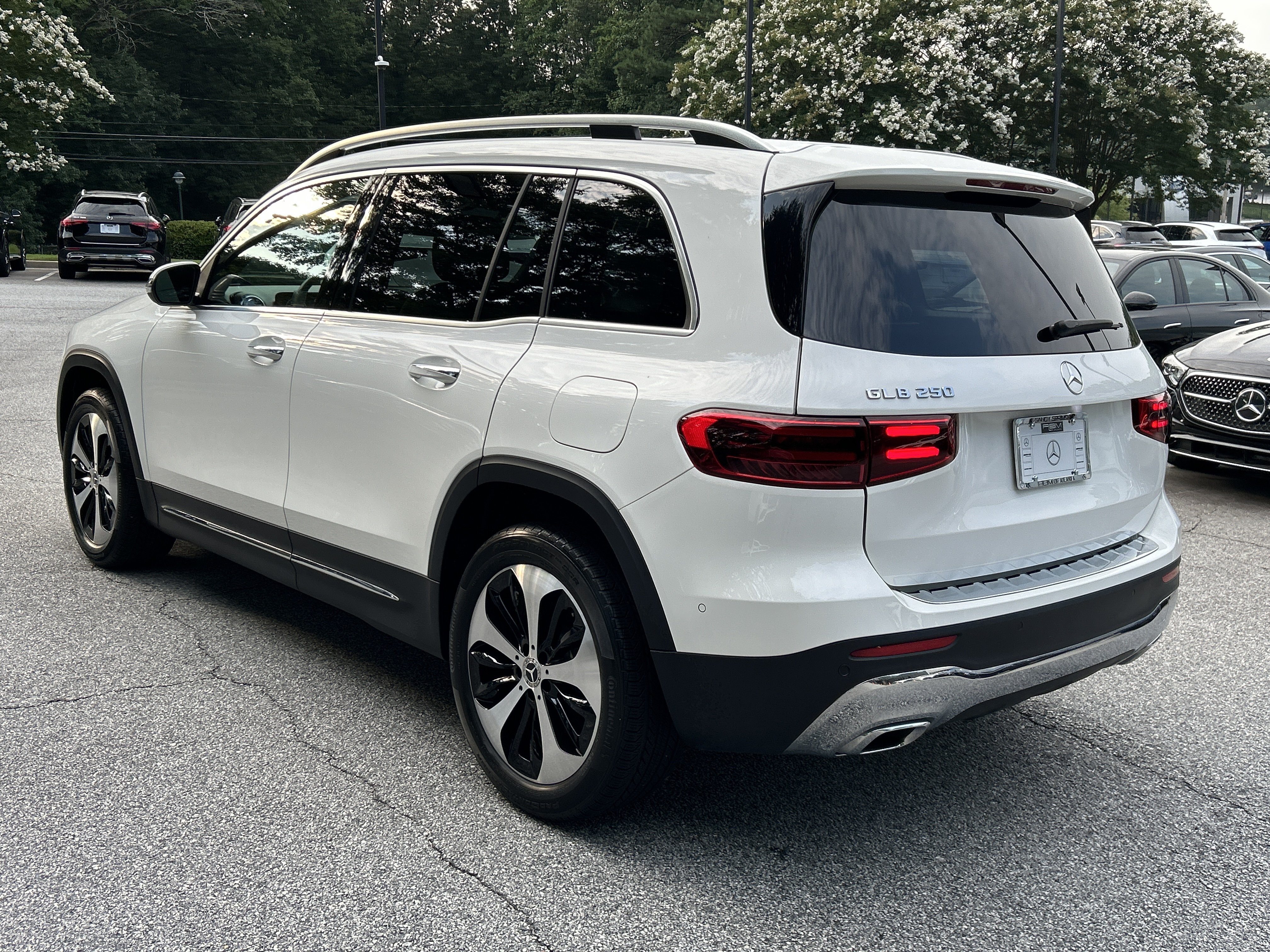 Certified 2024 Mercedes-Benz GLB 250 image 12