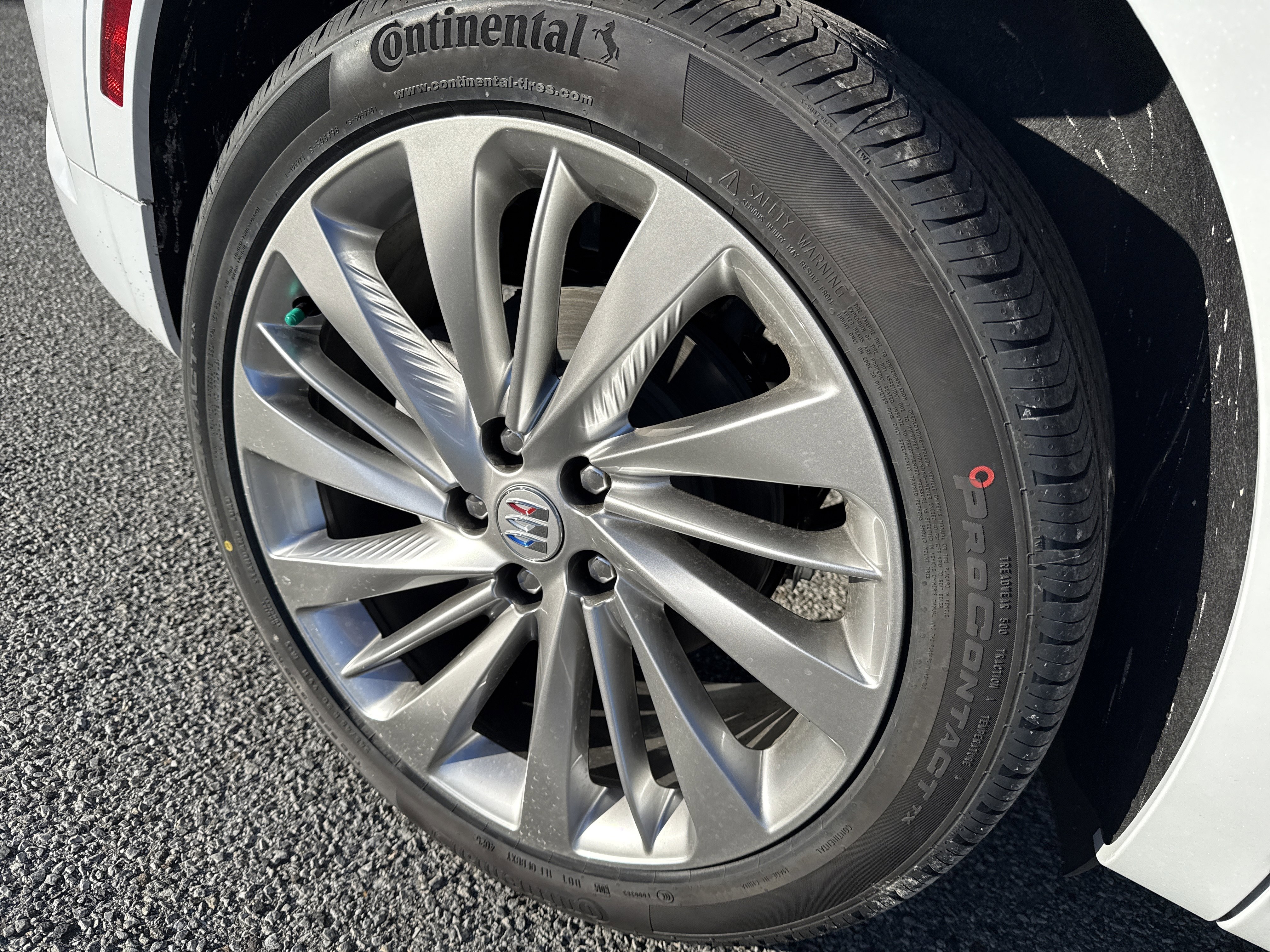 New 2026 Buick Envision Avenir image 22