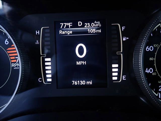 Used 2019 Jeep Cherokee Latitude Plus AWD/4WD image 24