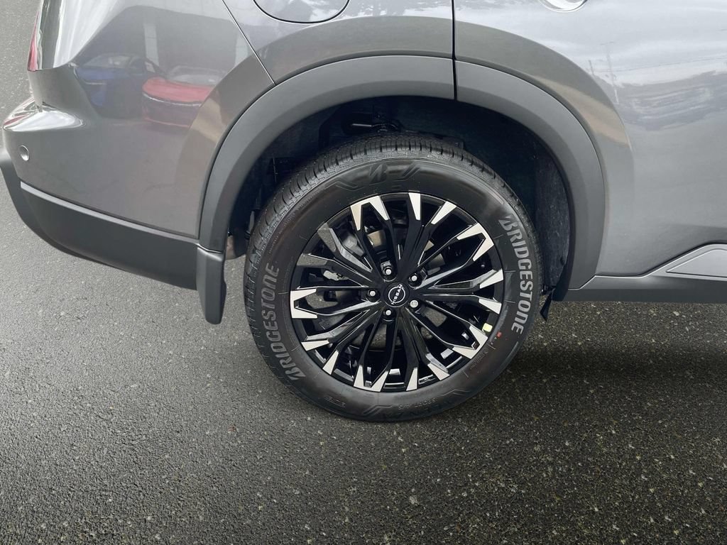 New 2026 Nissan Rogue Dark Armor FWD image 7