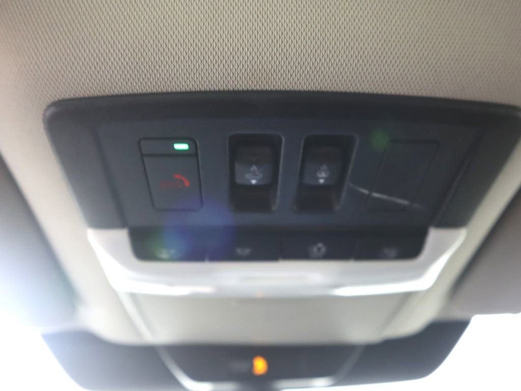 Used 2022 Nissan Pathfinder SL w/ SL Premium Package image 15