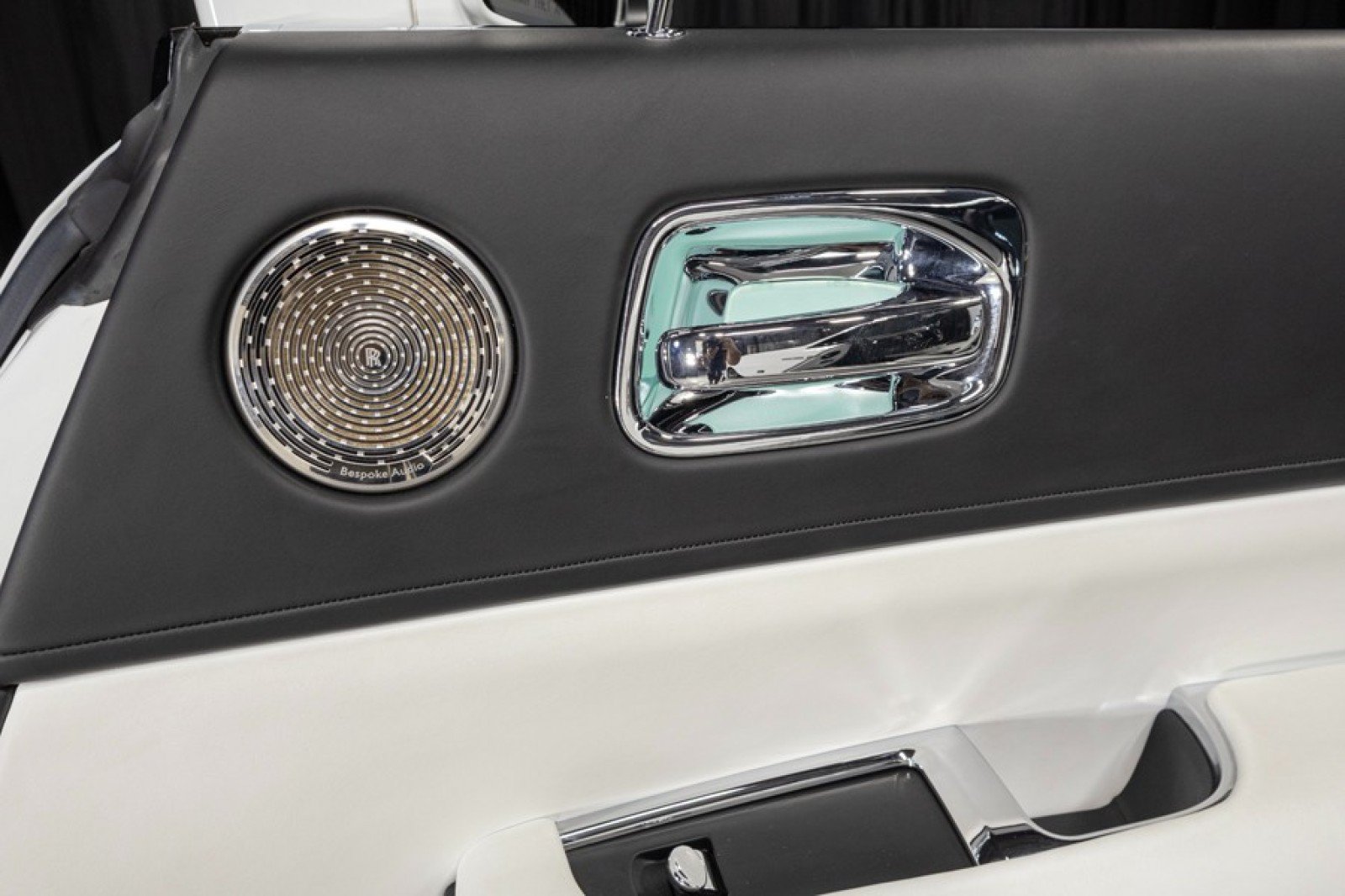 Used 2021 Rolls-Royce Wraith RWD image 48
