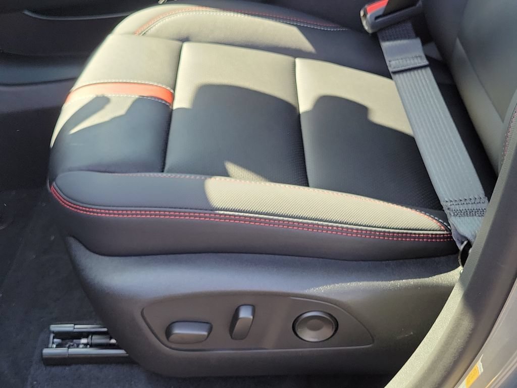 New 2026 Chevrolet Traverse RS FWD image 17