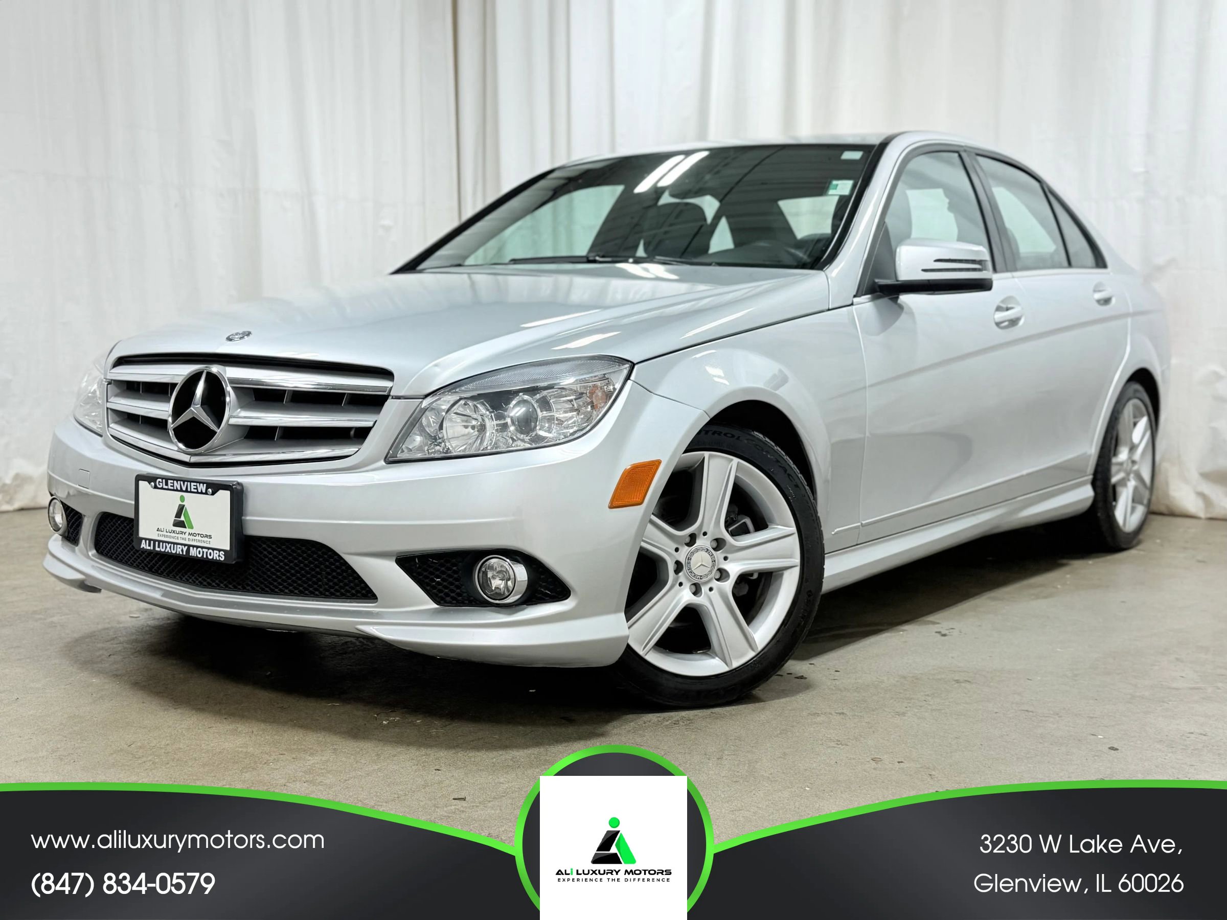 Used 2010 Mercedes-Benz C 300 Sedan image 1