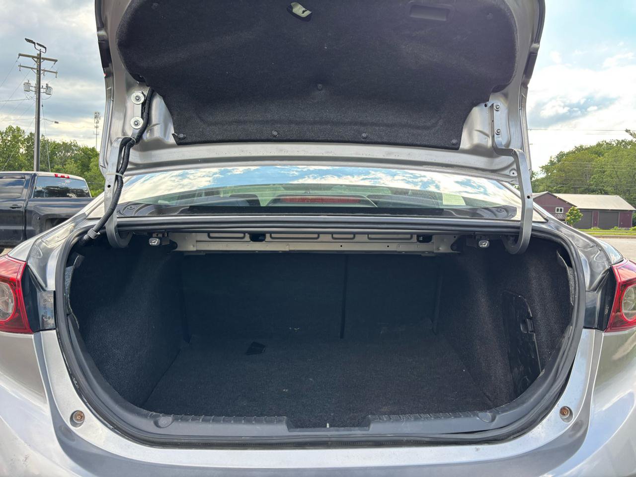 Used 2014 MAZDA MAZDA3 i Touring FWD image 31