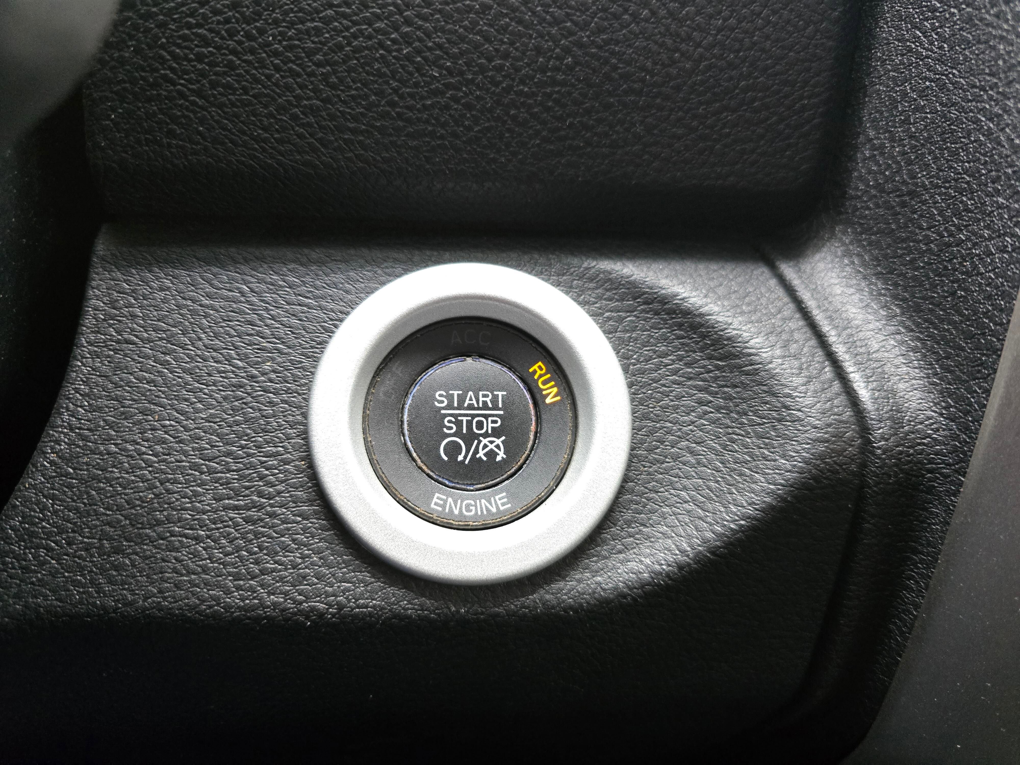 Used 2014 RAM 2500 Laramie image 17