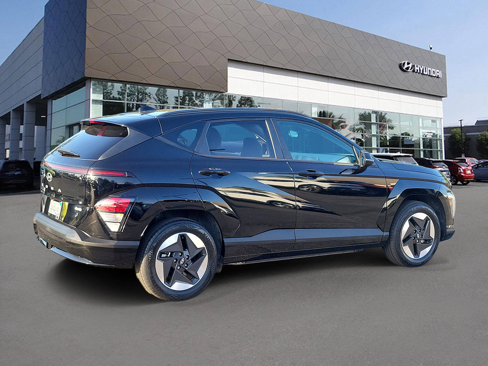 Certified 2024 Hyundai Kona SEL FWD image 2
