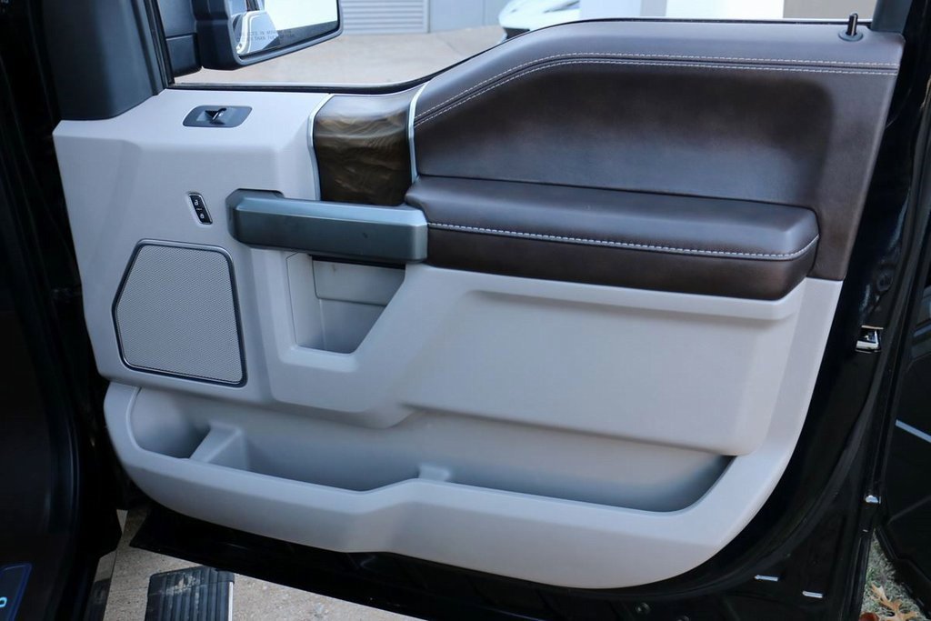 Used 2020 Ford F150 Limited w/ Trailer Tow Package image 37