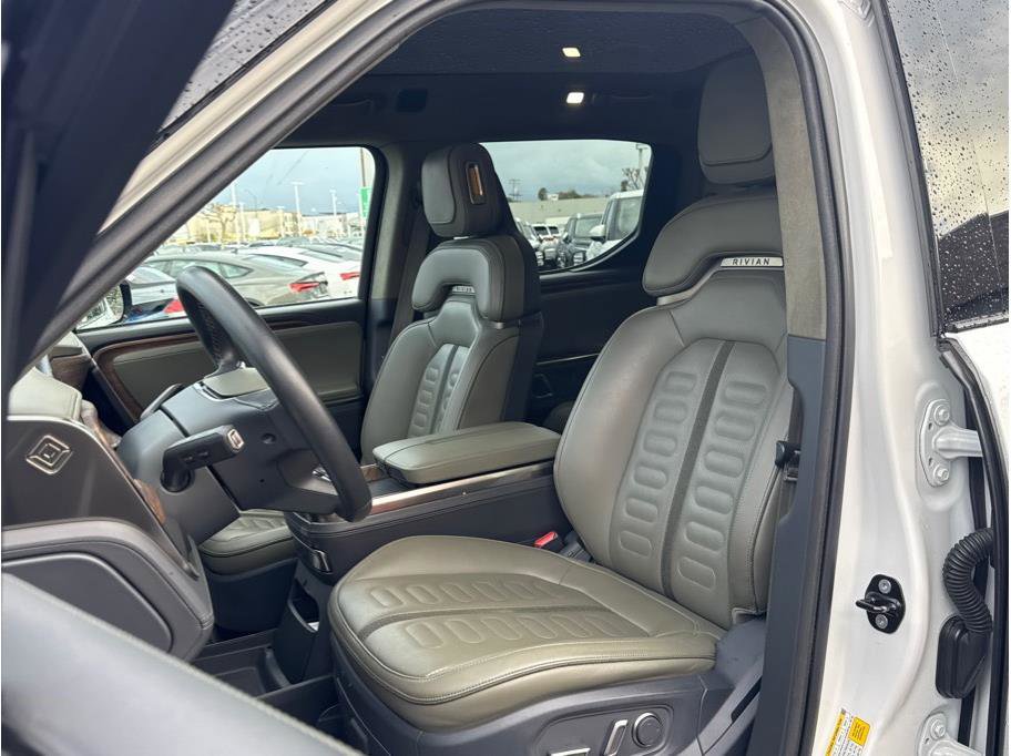 Used 2022 Rivian R1T Launch Edition image 20